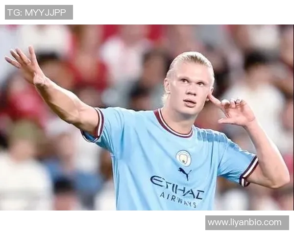 短腿也能踢出巨星风采盘点那些以实力征服世界的足球最强短腿球星